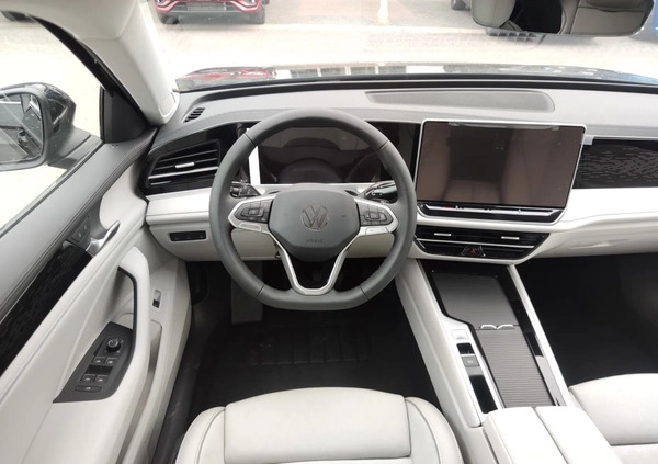 Volkswagen Passat cena 187400 przebieg: 10, rok produkcji 2024 z Wojkowice małe 631